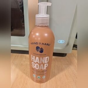 Almond Crème Hand Soap